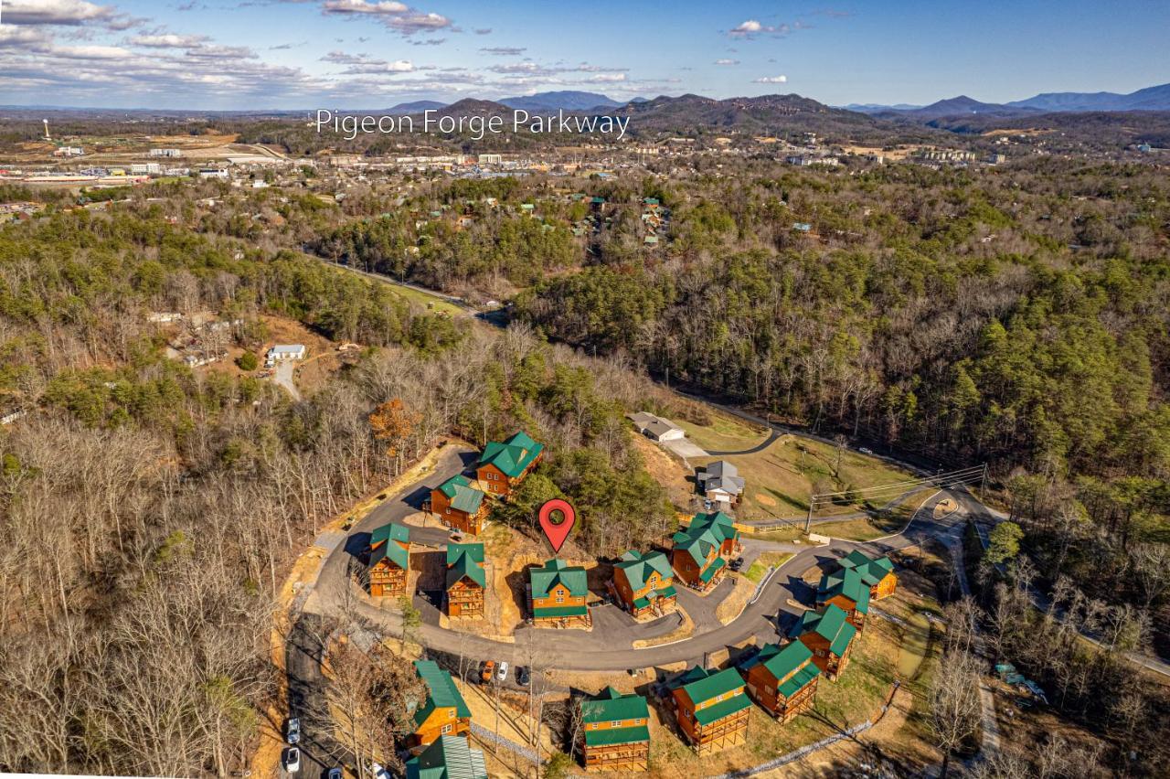 5Bd5B Escape Cabin With 2 Hottubs, Thtr &Game Rm,1Mi To The Parkway! 4Mi To Dollywood - Spring Deal Pigeon Forge Exteriér fotografie