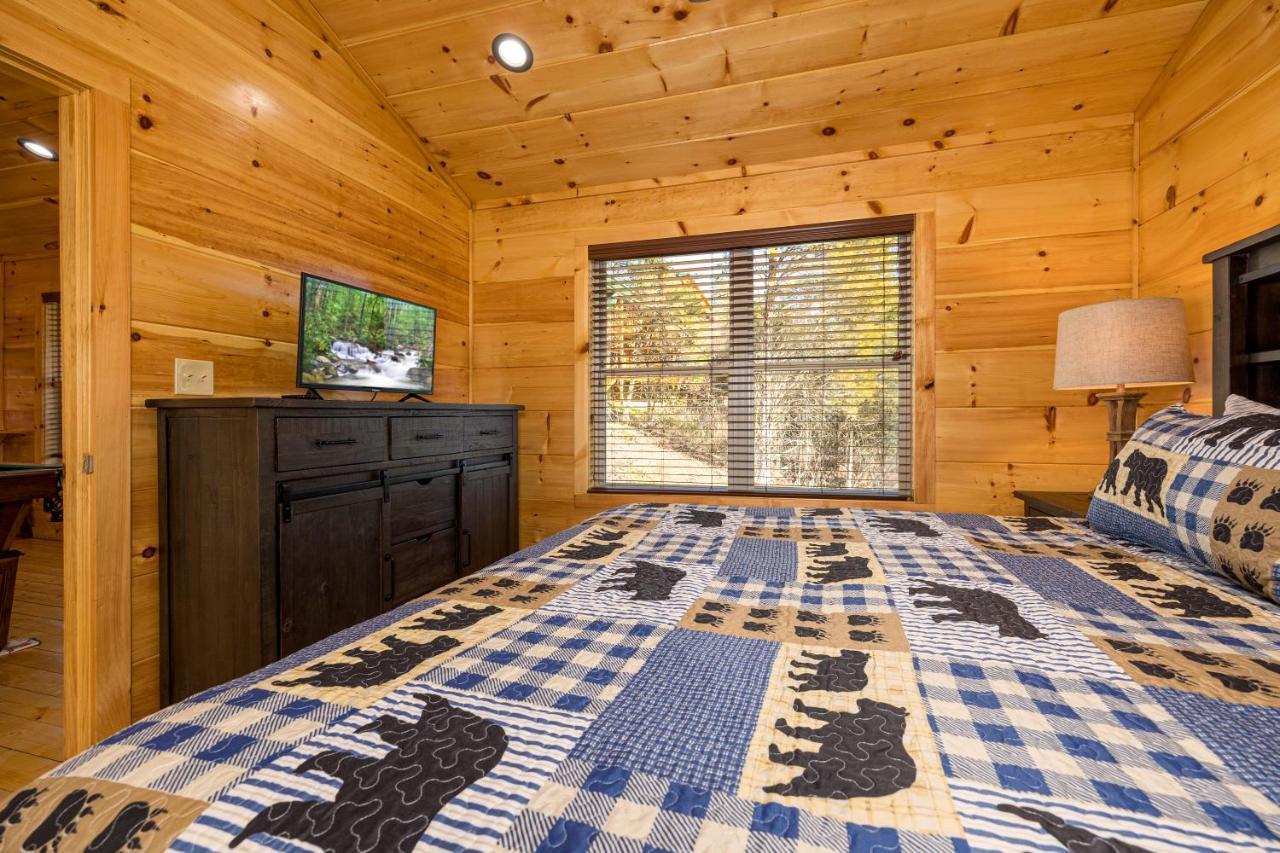 5Bd5B Escape Cabin With 2 Hottubs, Thtr &Game Rm,1Mi To The Parkway! 4Mi To Dollywood - Spring Deal Pigeon Forge Exteriér fotografie