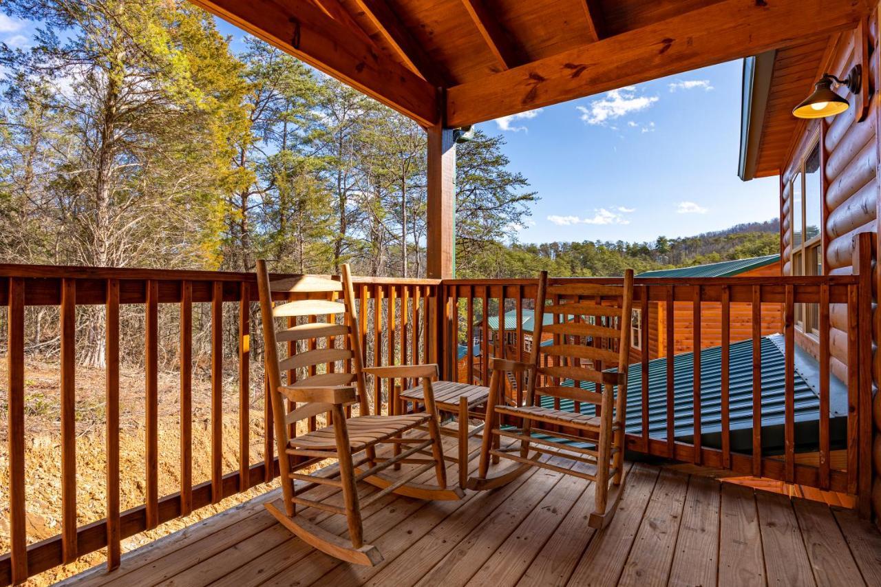 5Bd5B Escape Cabin With 2 Hottubs, Thtr &Game Rm,1Mi To The Parkway! 4Mi To Dollywood - Spring Deal Pigeon Forge Exteriér fotografie