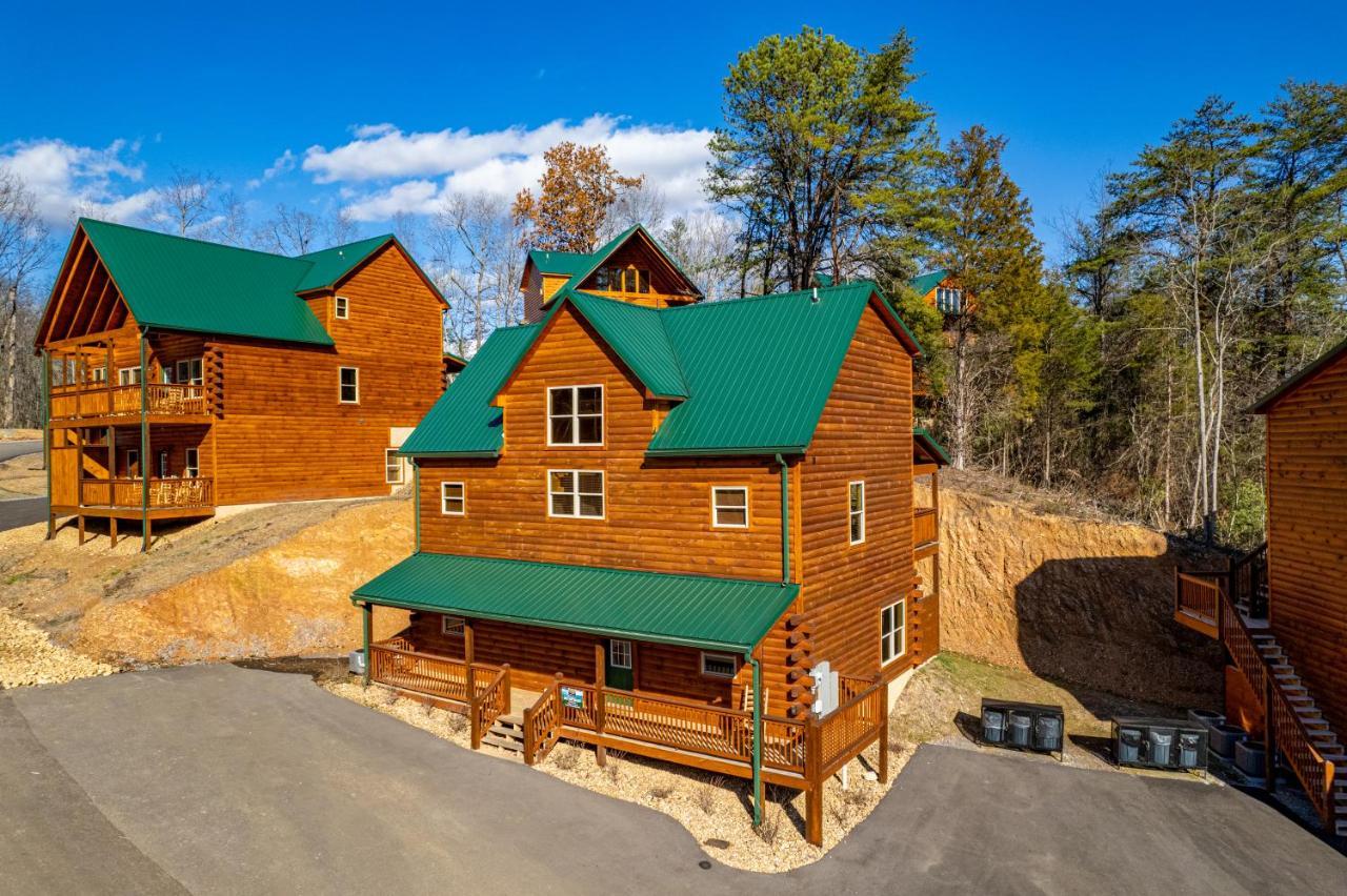 5Bd5B Escape Cabin With 2 Hottubs, Thtr &Game Rm,1Mi To The Parkway! 4Mi To Dollywood - Spring Deal Pigeon Forge Exteriér fotografie